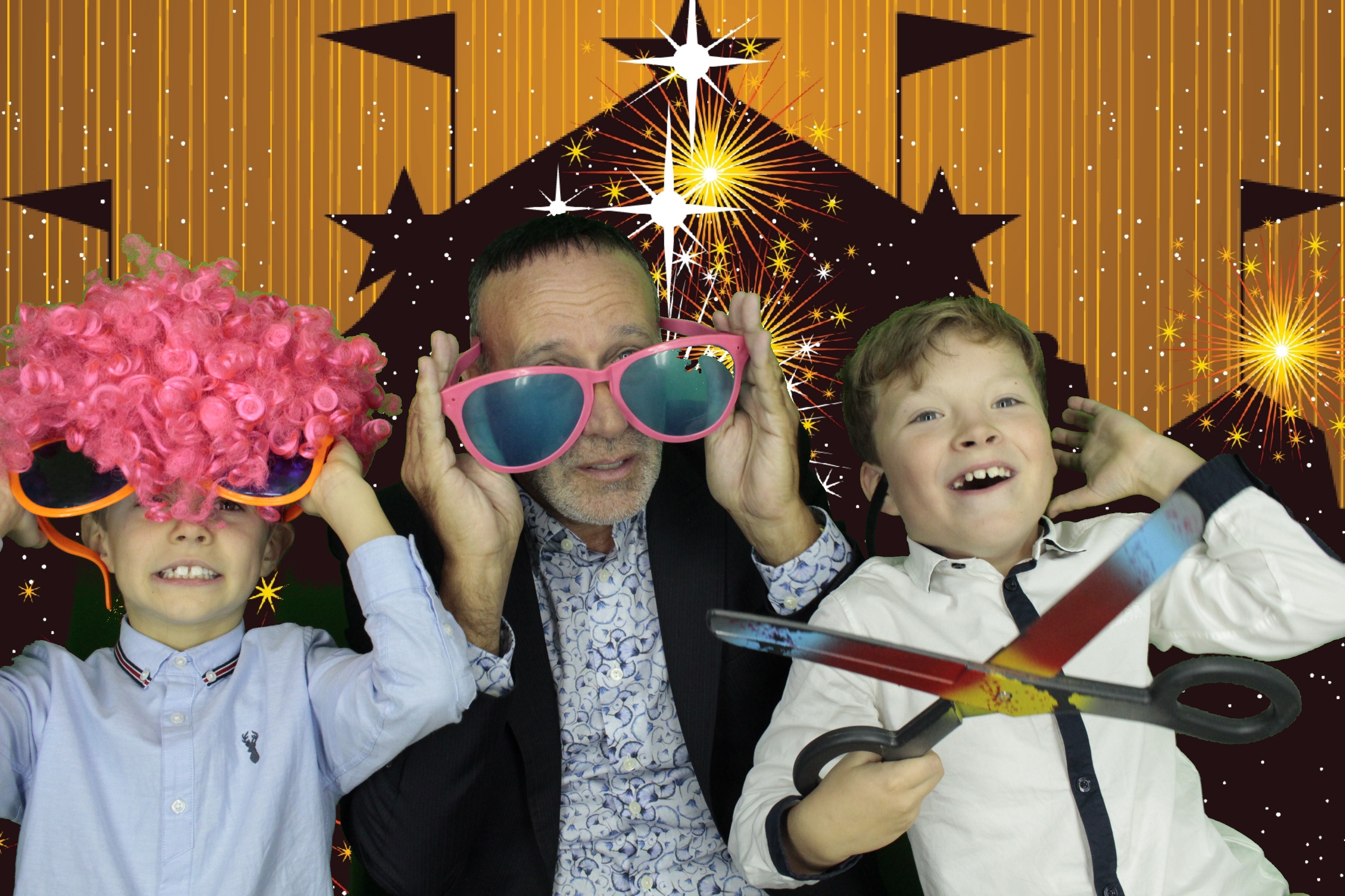 SHARON'S BIRTHDAY | View more photos from the event at gallery.myphotoboothexperience.co.uk/u/MyPhotoBoothExperienceLtd/SHARONS-BIRTHDAY